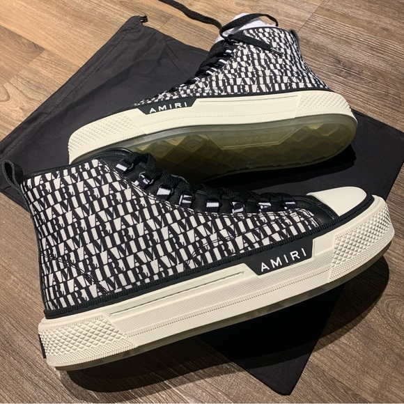 毎日身につけたい【AMIRI】M.A. Court high-top sneakers 毎日身につけたい【AMIRI】M.A. Court high-top sneakers